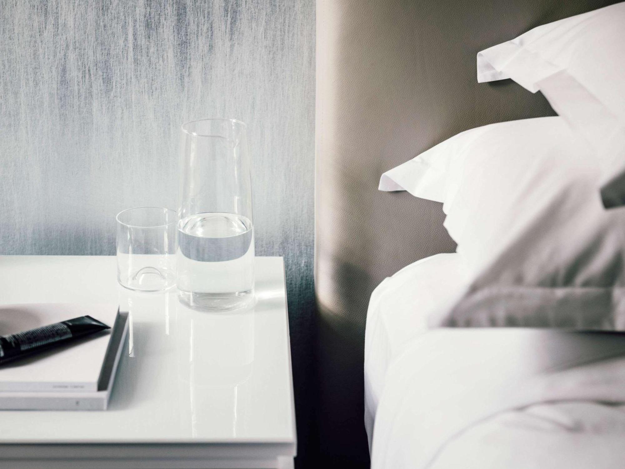 The Como Melbourne Esterno foto A room at the hotel
